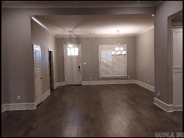 17 Rosans Ct — Photo 3