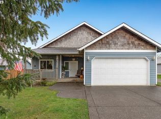 674 NW 9th St, Warrenton, OR