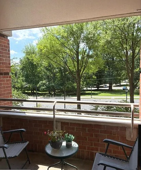 5809 Nicholson Ln #109 — Photo 9