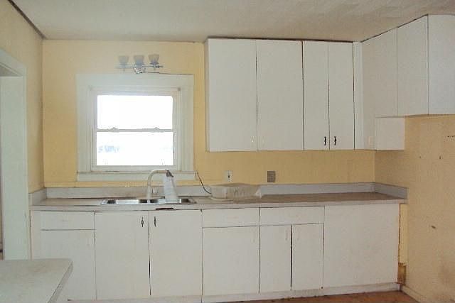 2nd image of 31630 Davy St