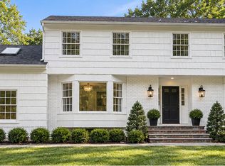 17 Witherell Dr, Greenwich, CT 06831