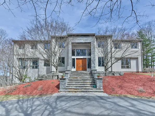 562 Taft Pond Road, Pomfret, CT 06259