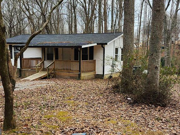 3rd image of 62 McClure Rd