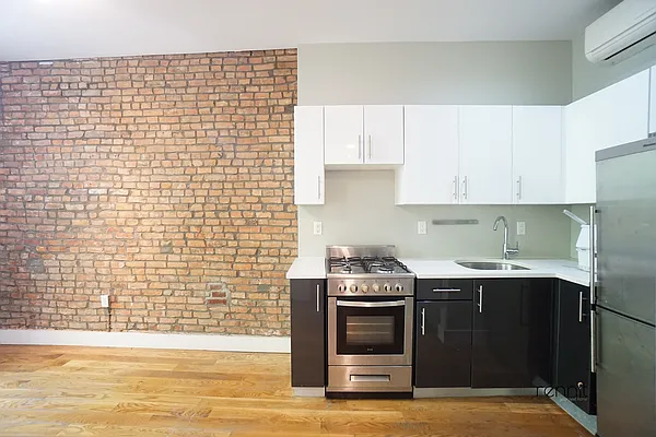 Rented by Rennit Inc. | media 7