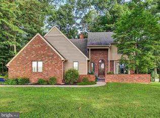 5871 Anderson Rd, Stewartstown, PA 17363