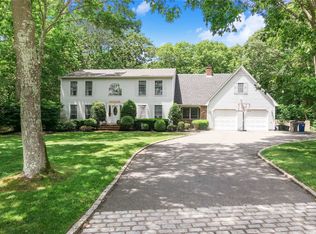 20 Abets Creek Path, East Patchogue, NY 11772