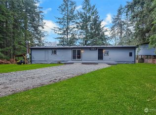 3726 SE Scofield Rd, Pt Orchard, WA 98367