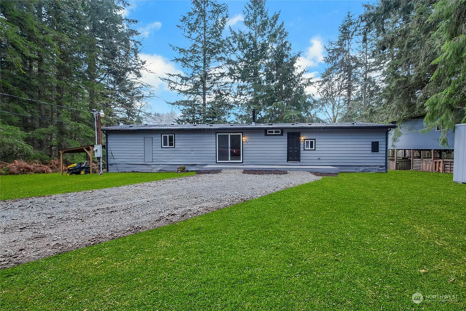 3726 SE Scofield Road photo 1