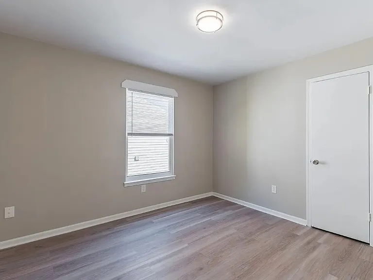 7305 Patterson Rd — Photo 12