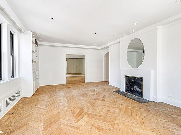 4th image of 40 E 88th St #9E