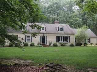 2 Woods Rd, Warren, NJ 07059