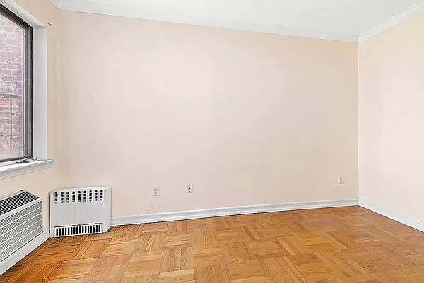 Rented by Compass | media 7