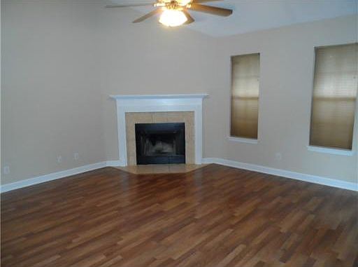 2nd image of 15460 Woody Dr