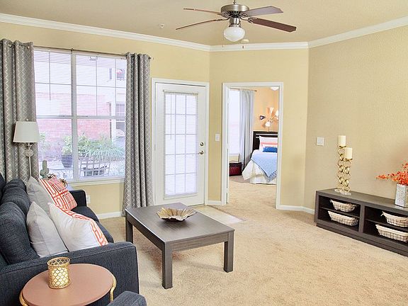 Model - Livingroom & Bedroom