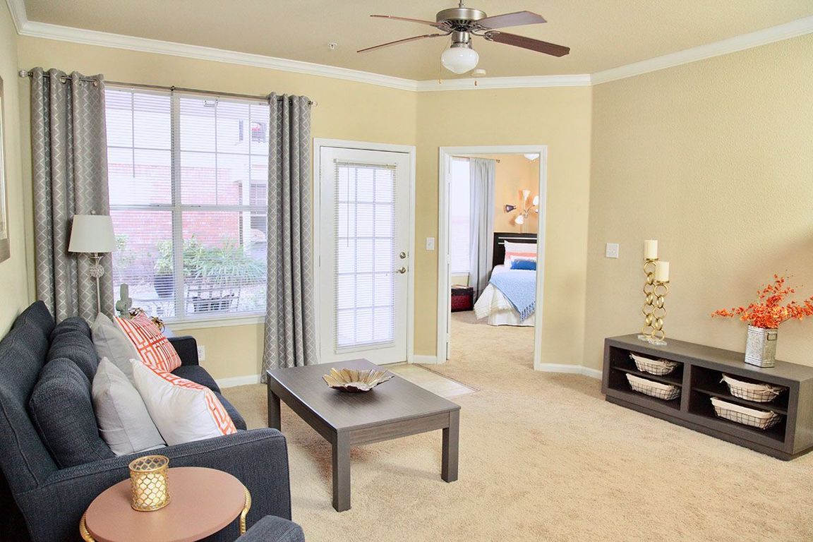Model - Livingroom & Bedroom