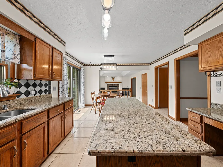 1450 Rusnak Trl — Photo 29
