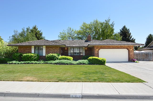1st image of 364 Lariat Ln
