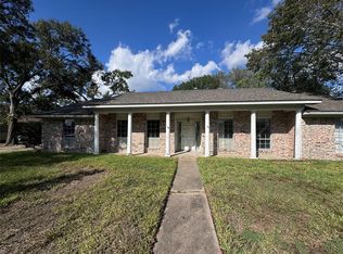 5006 Glenhaven Dr, Baytown, TX 77521