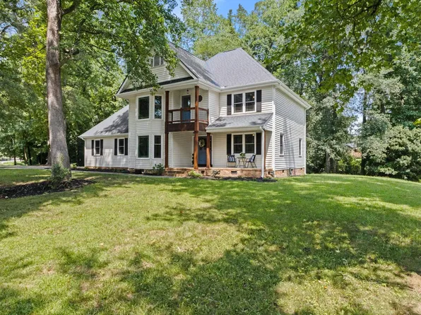 201 Hillpine Dr, Simpsonville, SC 29681