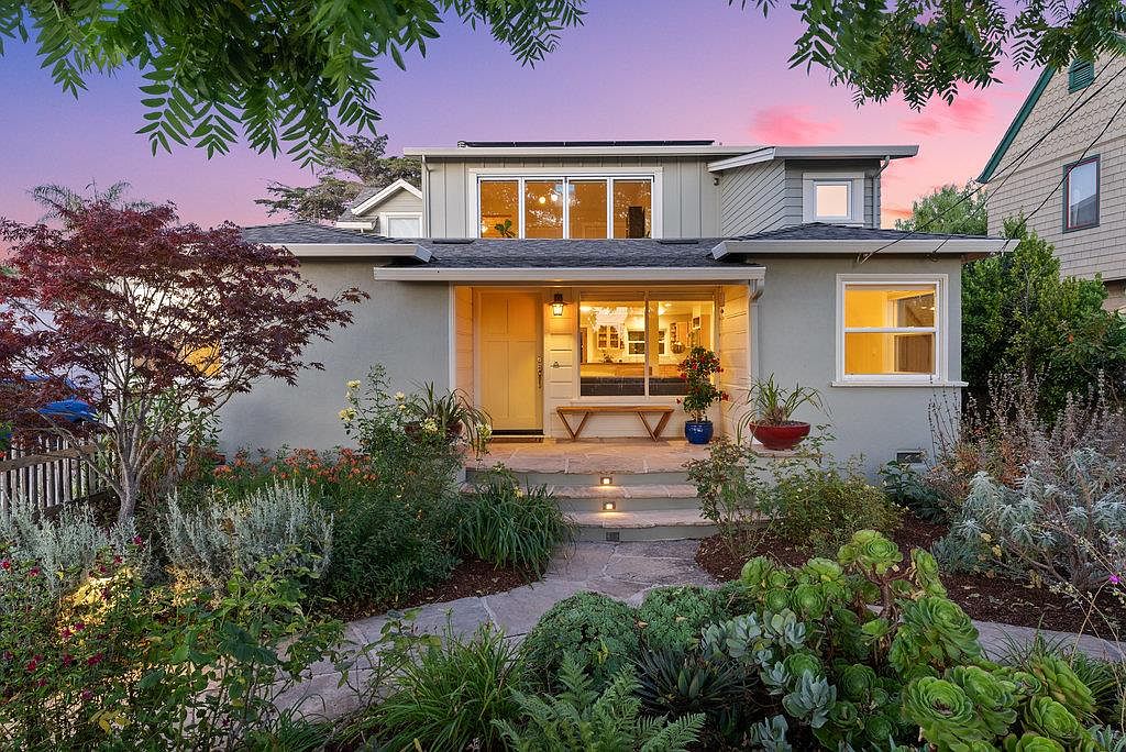 204 Laguna St Santa Cruz CA 95060 Zillow