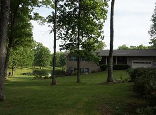 718 Martin Rd, Crossville, TN 38555