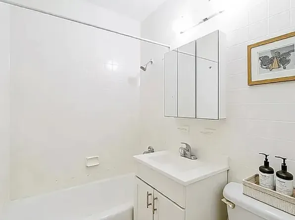 144 East 22nd Street image 3 of 5