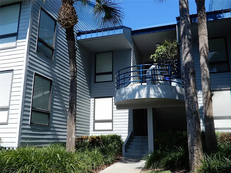 910 Pinellas Bayway S #103 — Photo 6