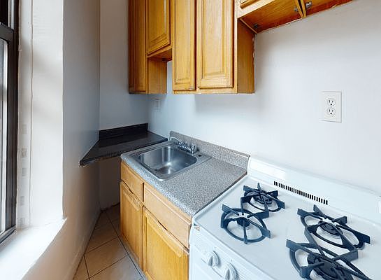 1st image of 87 Hamilton Pl APT 1N