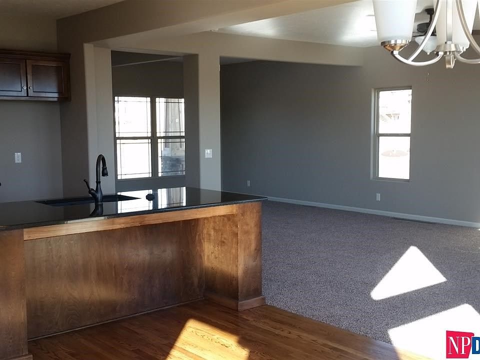 2nd image of 15701 Craig Ave
