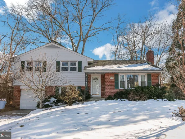 6803 Galax Ct, Springfield, VA 22151
