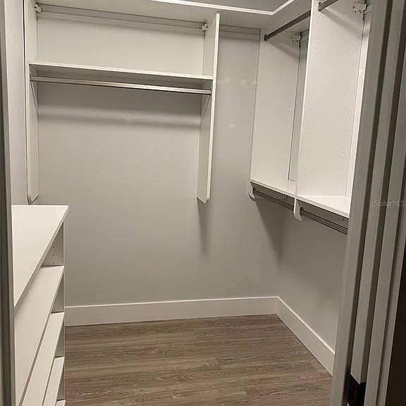 2933 Maiden Ln — Photo 21