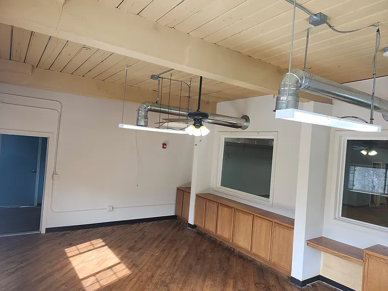 1548 Burden Lake Rd #4 — Photo 8