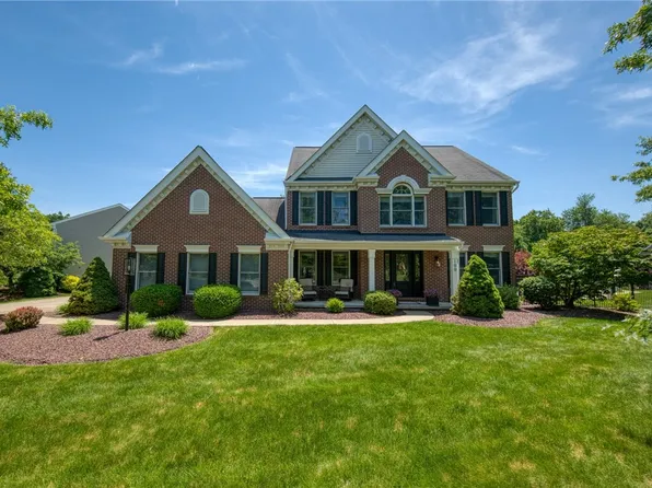 100 Chestnut Ct, Venetia, PA 15367