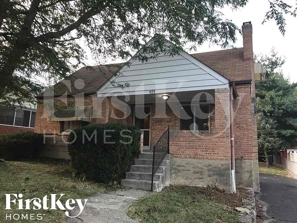 1st image of 1494 Clovernoll Dr