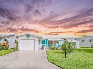 2389 SW 13th Way, Boynton Beach, FL 33426