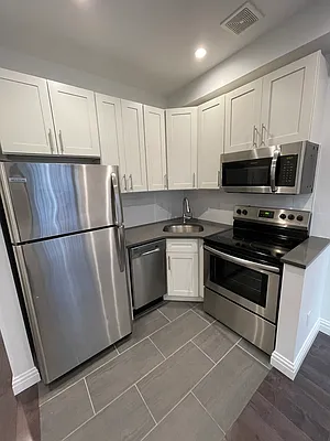 Rented by CNYC Apartments | media 20