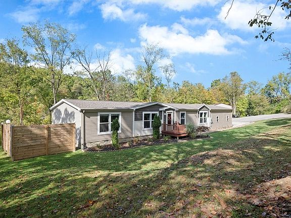 3rd image of 2500 Clay Pike