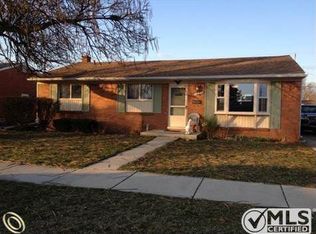 7728 Carrousel Blvd, Westland, MI 48185