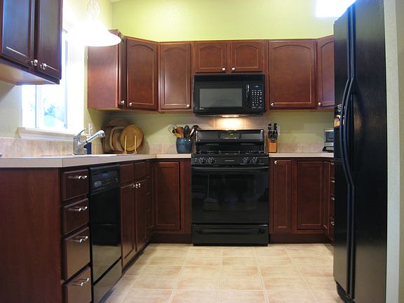 Kitchen with Maple Cabinets