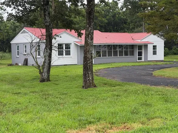 1349 County Hwy, Parma, MO 63870