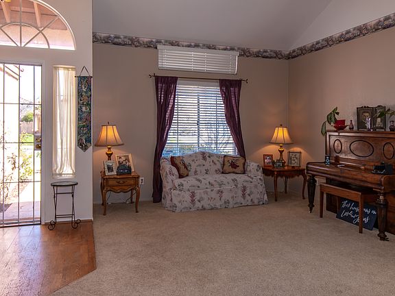 5th image of 12375 Lasselle St