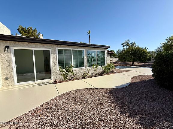 5th image of 26220 S GLENBURN Drive