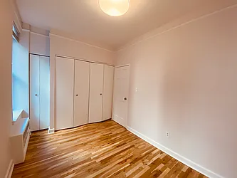 Rented by Metropolis Real Estate of Manhattan