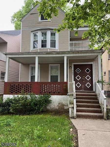 1st image of 141 William St