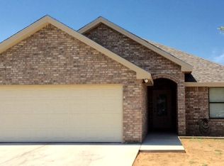 915 N Weatherford St, Midland, TX 79701