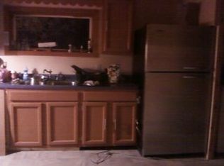 5 Adams St, Newport, ME 04953