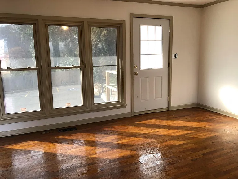 808 Higdon Ferry Rd — Photo 5