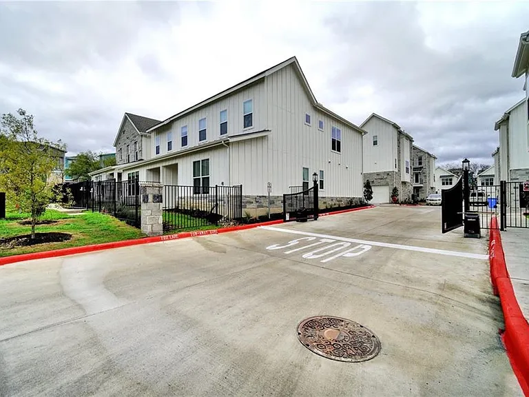 2624 Metcalfe Rd #14 — Photo 31