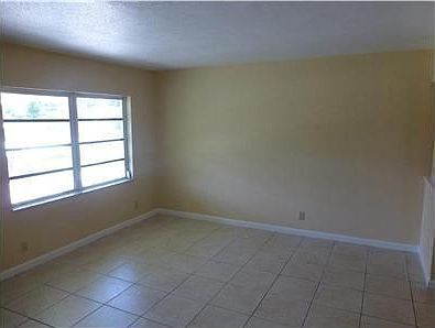 4th image of 6505 Paso Robles Blvd