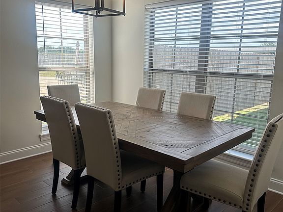 4th image of 337 Riverview Dr